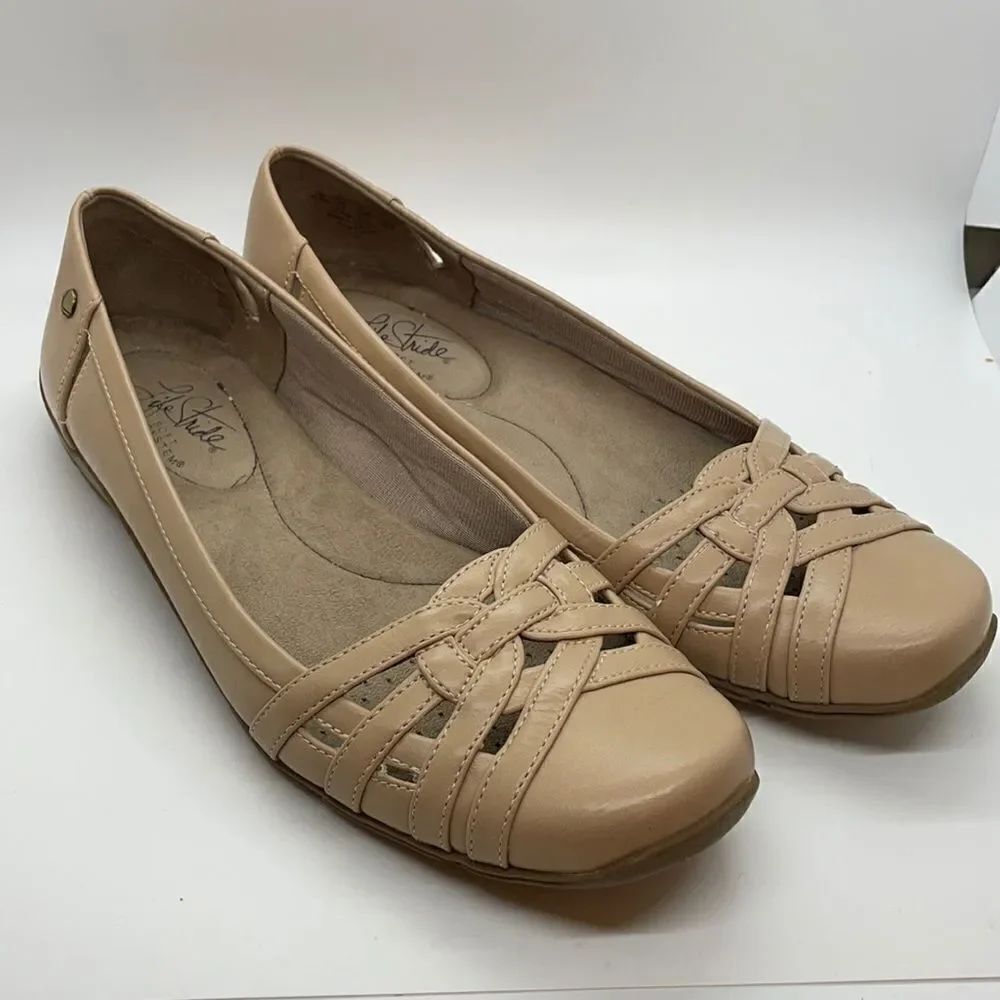Life Stride Diverse Comfort Flats Taupe Size 9.5N Casual Business Wear Classic